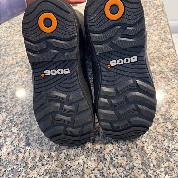 BOGS women's Waterproof Camo Boots, size 8 EUC - Picture 6 of 7